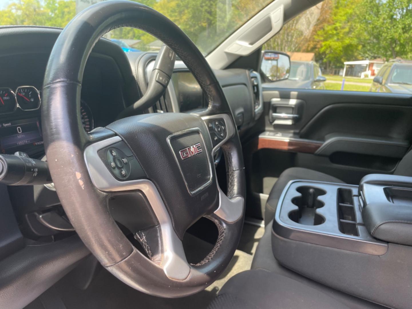 2014 RED GMC SIERRA 1500 SLE (3GTP1UEC5EG) with an 5.3L engine, Automatic transmission, located at 5103 Dorchester Rd., Charleston, SC, 29418-5607, (843) 767-1122, 36.245171, -115.228050 - Photo#19